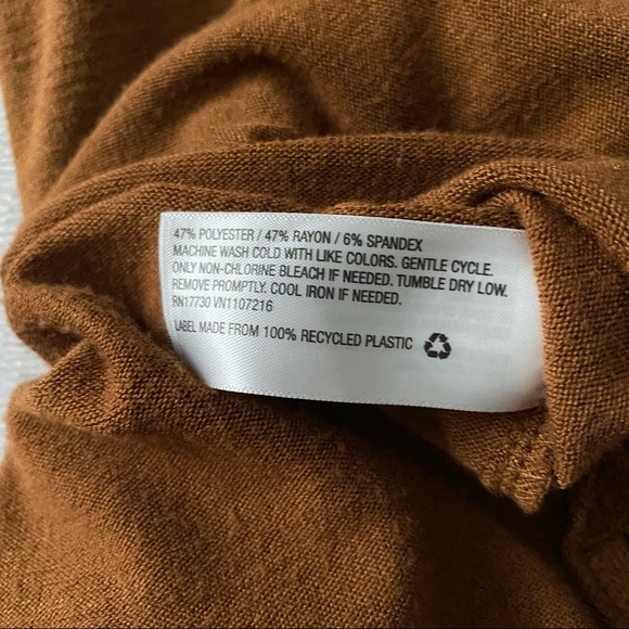 Soft Knit Long Sleeve Midi Dress - Picture 8 of 10